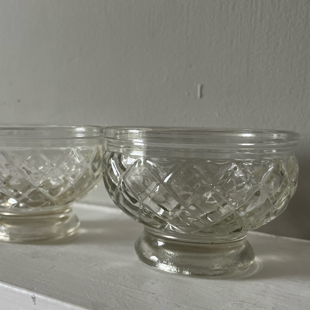 Vintage/Antique Glass and Crystal 5 lb Mystery Box —
Re-sellers/DIY welcome! - Picture 9 of 13